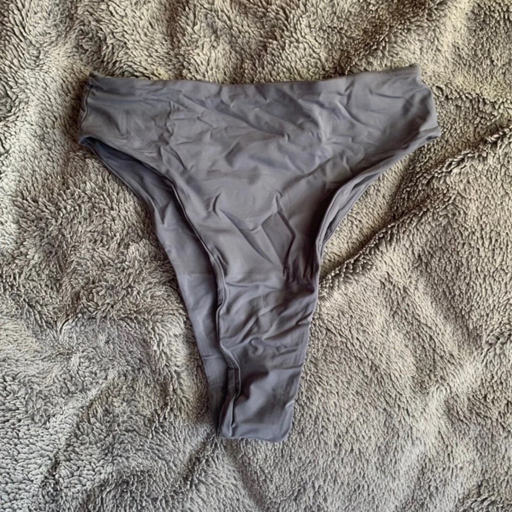 SOLD— 437 Swimwear Stone Aubrey Bottoms
